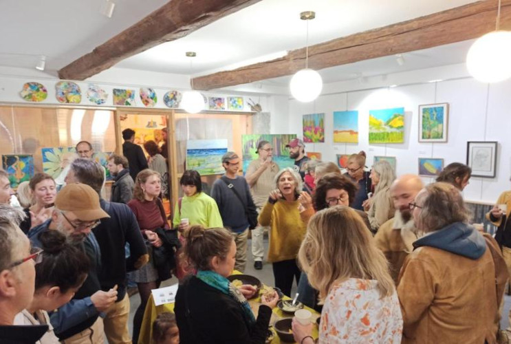 Soirée du 17 octobre : succès du vernissage de la première exposition de l’atelier galerie Le Caillou